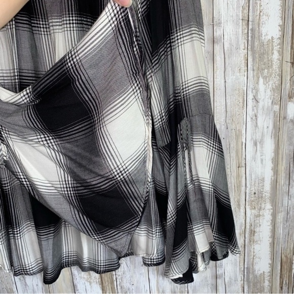 Lane Bryant Plaid Wide Sleeve Blouse - Picture 3 of 5